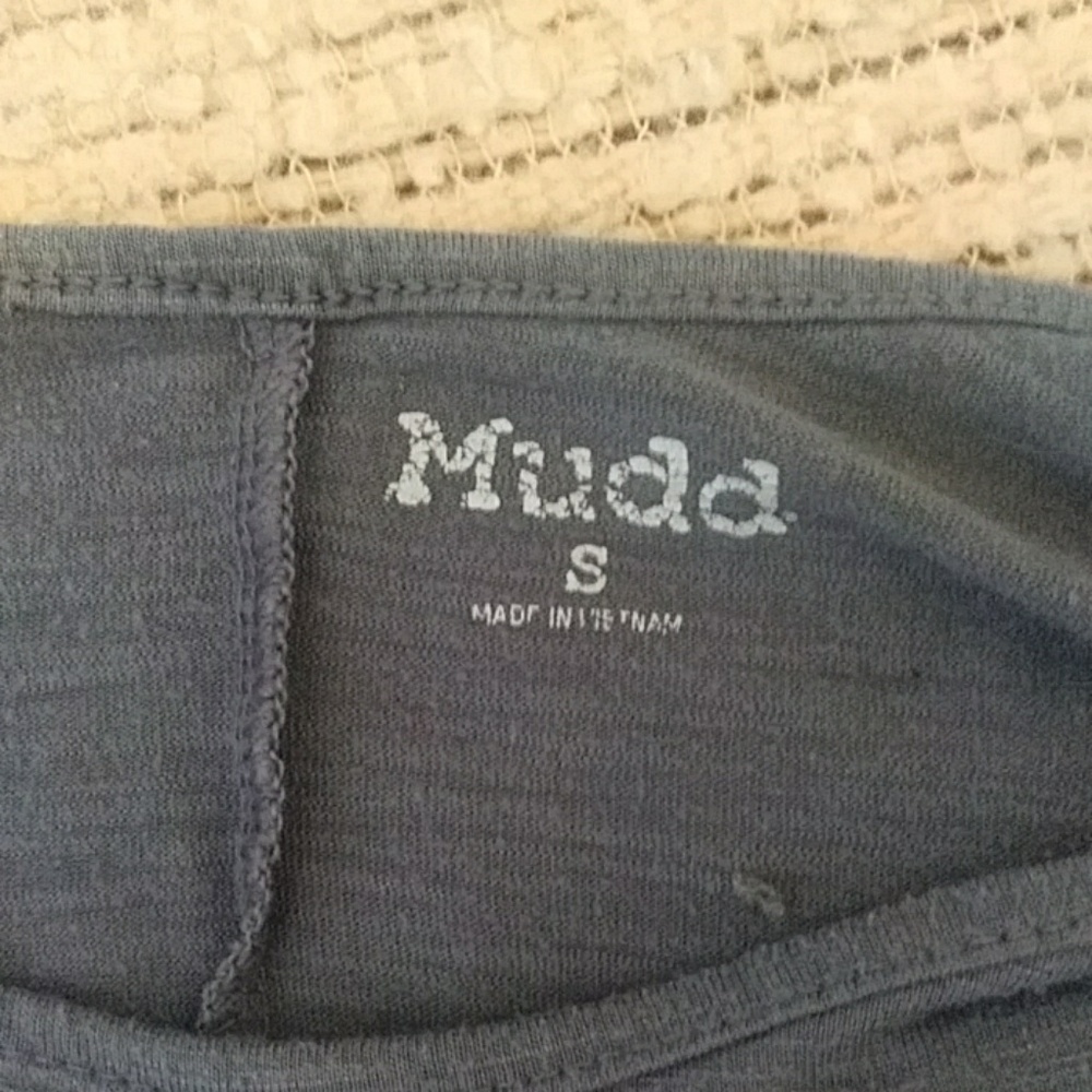 Shirt - Picture 2 of 3